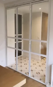 Conception de porte vitrée à Lyon et ses alentours