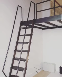 Création d'échelle de meunier acier à Lyon 3