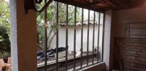 Fabrication de verrière en innox pour particuliers à Saint Foy les Lyon